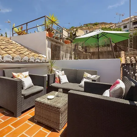 Coqueto Duplex Con Terraza Privada Y Parking Apartamento *