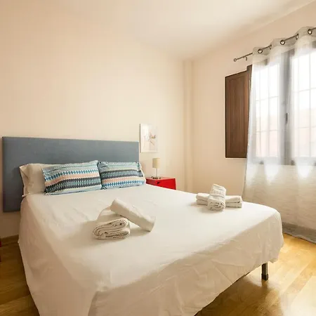 Apartamento Coqueto Duplex Con Terraza Privada Y Parking *